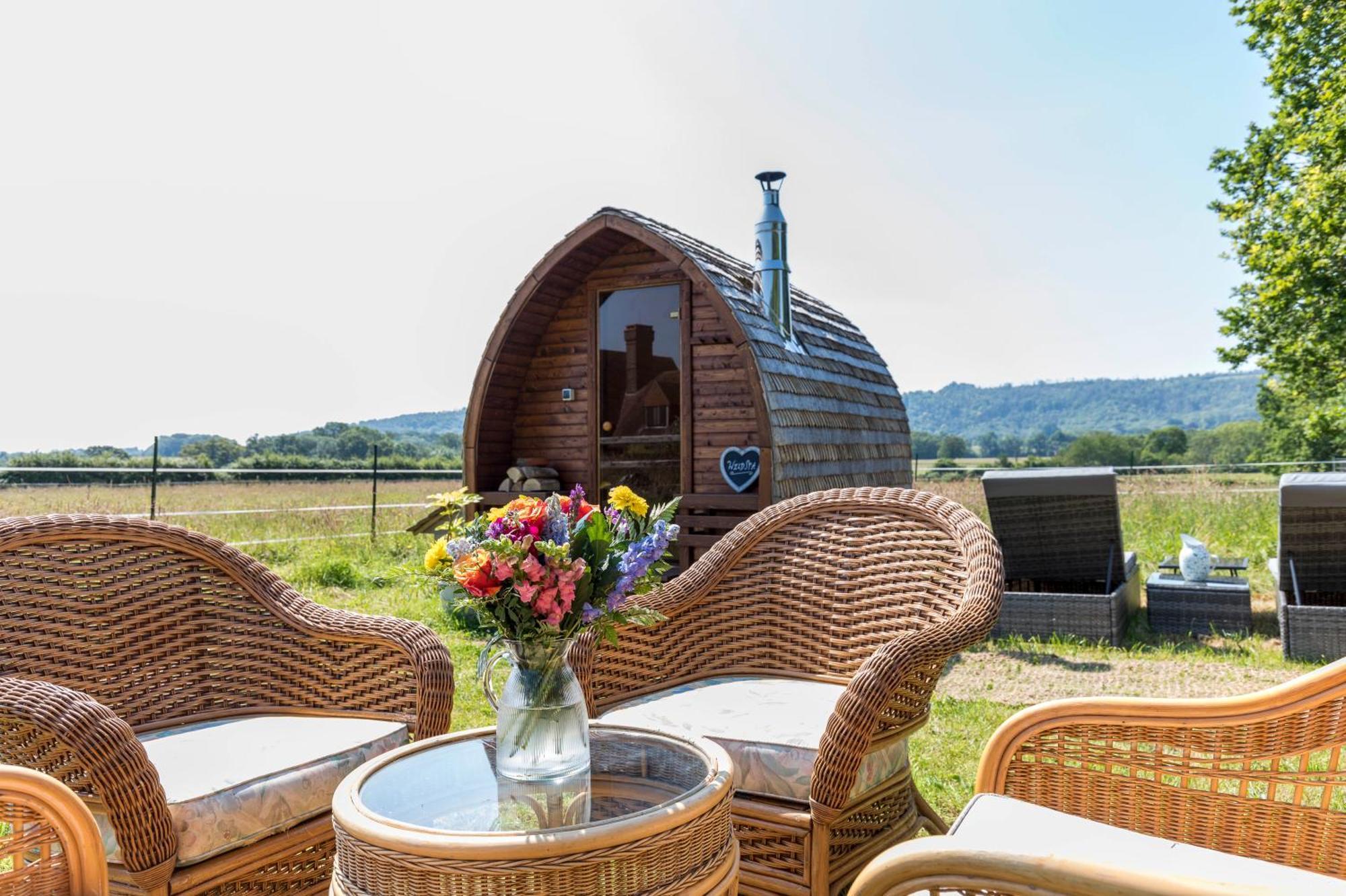 Beautiful Yurt With Stunning South Downs Views Campo de lujo